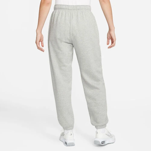 Nike Sportswear Club Fleece Mid-Rise Oversized Training Pants Women 5 Nike Sportswear Club Fleece Mid-Rise Oversized Training Pants Women - Image 5