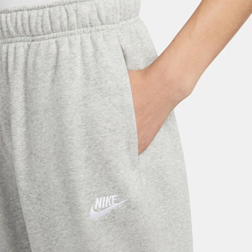 Nike Sportswear Club Fleece Mid-Rise Oversized Training Pants Women 6 Nike Sportswear Club Fleece Mid-Rise Oversized Training Pants Women - Image 6