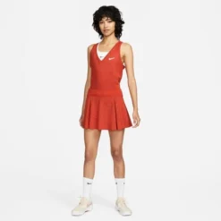 Nike Dri-Fit EMB Club Skirt Women -Wilson Sales Store 56378000 19